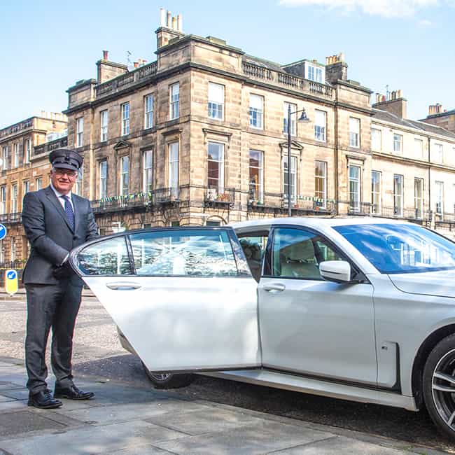 Limousine hire door to door in Edinburgh